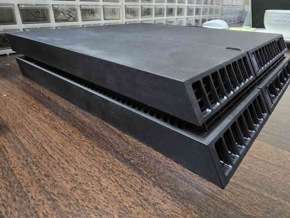 بلي ٤ للبيع ، شرق اوسط
نظام ٣.٥٥ ، جويستك واحد
نظافة 100%

سعر : 200 الف قفل

واتساب ***********
اتصال ***********
