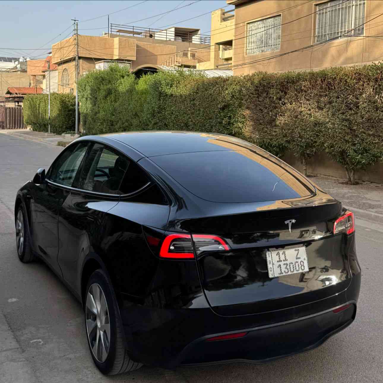 تسلا مودل Y موديل 2023 فول مواصفات
دبل ماطول لونك رنج
ماشية 16 الف
بـدون ايـرباك
رقم بغداد
تبديل جاملغ السائق وصبغ ربع البنيد والباب 
سيارة نظيفة جداً وكاملة مابيها اي مسج سيرفس
مكان السيارة السيدية
سـعر 20,500
***********

