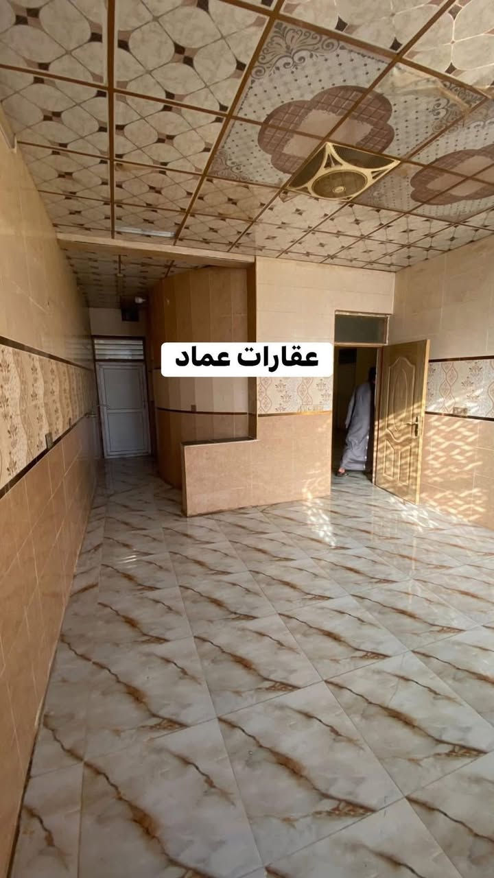 بيت للبيع  او مراوس مساحه 200م قاطين 4 غرف دوانم المعمل. فارغ جاهز للسكن بناء 2022. شارع تبليط.  المربع الاول للاستفسار

***********
