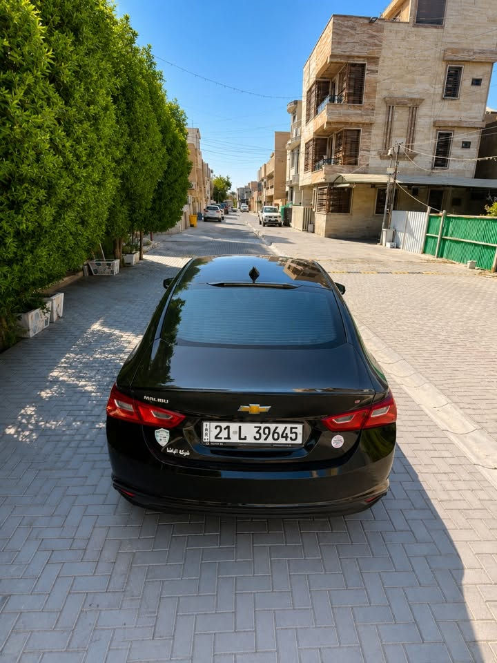 ماليبو ٢٠٢٢
ماشية ٤٠ الف ميل
كير محرك تبريد كفاله 
منظومه بانزين وكالة كله سوبر و محسن
صدر 100%
قطعه وحده صبغ جاملغ الخلفي و بابتين تبديل اصلي
بجم كبس
محرك 1,5 
سنوية و هزه جدد
مكانها بغداد
سونار موجود
السعر 115
الشراي يتصل او واتساب 
***********
