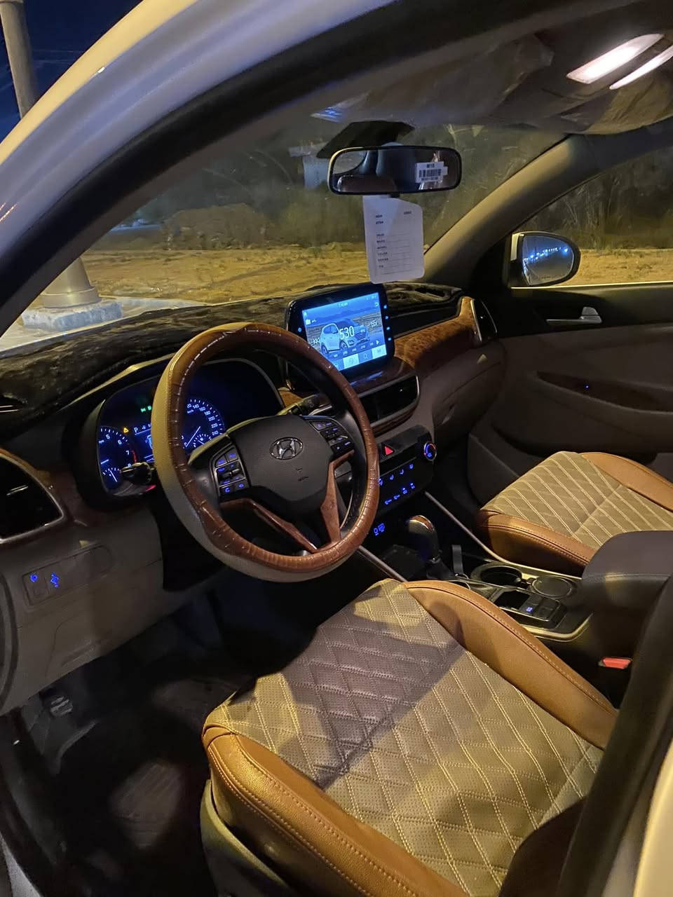 السلام عليكم (( 200 )) $
للبيع توسان 2020 رقم بغداد بسمي كفاله عامة شرگة لكاصد بيه شخط بلباب لخلفي مقدار جف ومصبوغ علئ كده ابيعك لباب كله ولباقي كفاله سياره جديده وجاهزه مابيه نقص مواصفات داخل قرميدي شاشة شحن لاسلگي
مكاني بابل كفل رقم لهاتف ***********
