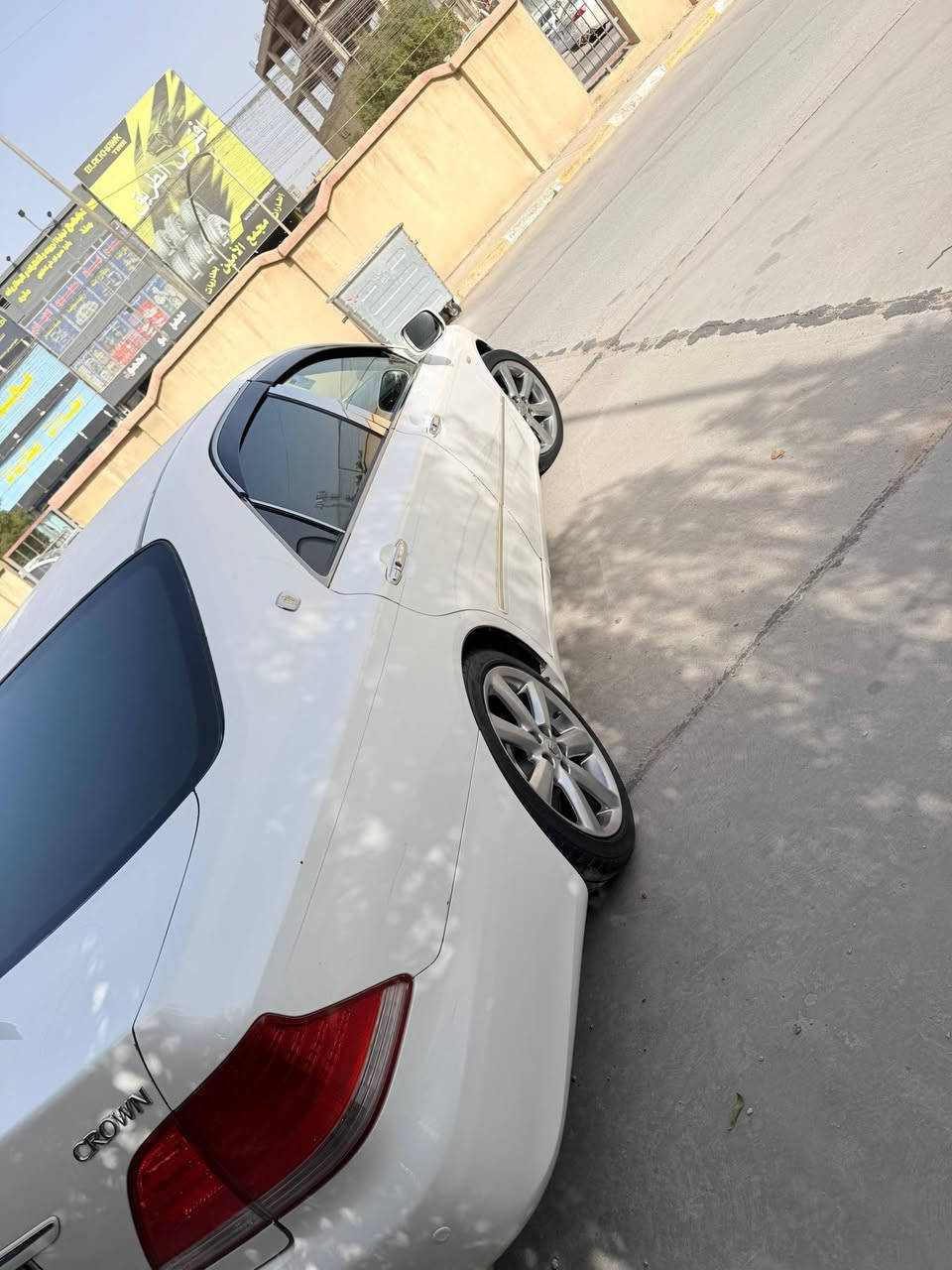 السلام عليكم
كراون شاهينه
 للبيع موديل 2003

 بأسمي سنويه لل 29
مشروع وطني وتحويل مباشر 
 السياره مكفوله كفاله عامه من كصه ونقل الجثه والضربه والرسميات 
ارقام انكليزي 
السياره شاصي81

غرفه بيجي 
 
تحوير النجف 

 سعر 145وبيها مجال ***********
