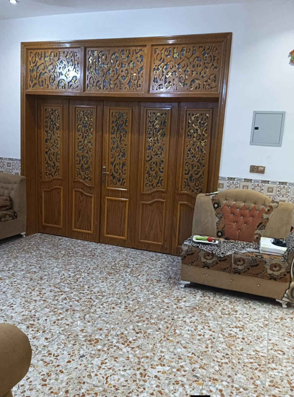 دار للبيع طابو زراعي سند 25 المساحة 200 متر 10م×20م طابق واحد بناء 2024
يحتوي الدار على غرفتين نوم استقبال كليدور مجمع صحيات
العنوان نزلت العيد قرب سيد ابراهيم لمعرفة السعر وباقي التفاصيل يرجى الاتصال على الرقم ***********
***********
