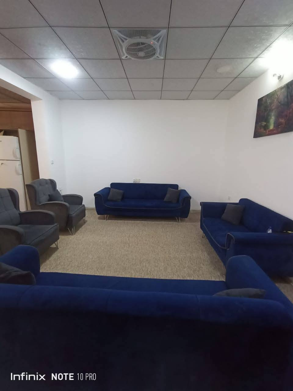 بيت للبيع في مجمع ئافاس Vip ( ١٦٠ متر ) مؤثث بالكامل بس جيب ملابسك واسكن موقع ممتاز يتكون من غرفتين نوم وصالة وحولي ومطبخ وصحيات منفصله وحديقة وكراج ويبعد عن سوق شقلاوة( ٣ ) دقائق ويسجل باسم كل من يحمل الجنسية العراقية وبسعر(( ٤ )) دفاتر و (( ٣٠ )) ورقة


**إذا كنت صاحب هذا الإعلان وتريد حذفه لأي سبب، رجاءا أرسل رسالة إلى الدعم الفني**