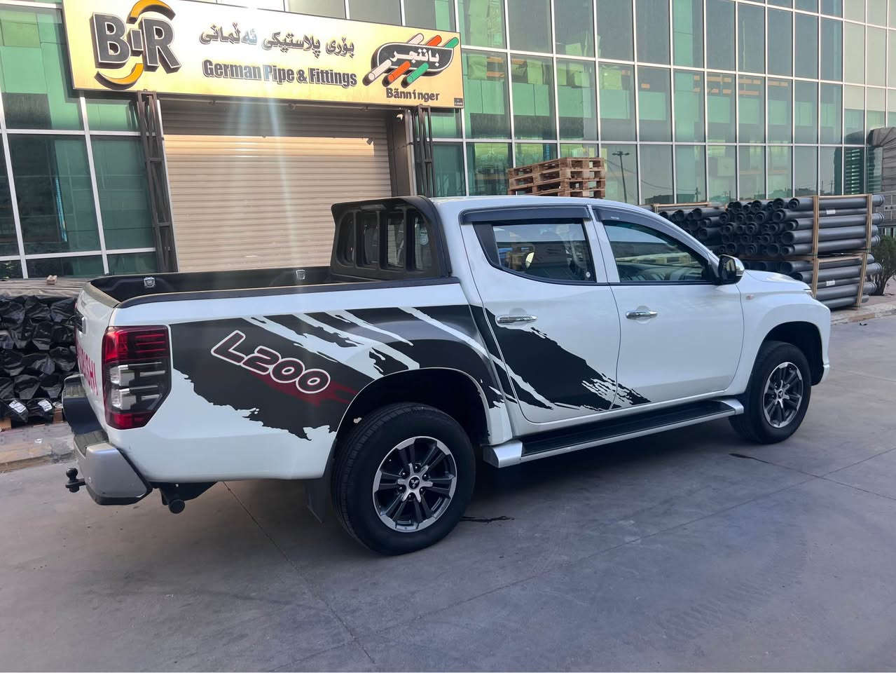 مستەر بوشی ٢٠٢١ دەرەجە یەک نمونەو پاک بیبویاخ تەنها پەلەیکی هەیە لەدەحامیکەی زم ***********
***********سحری ٢٠٥$ السليمانية, العراق
