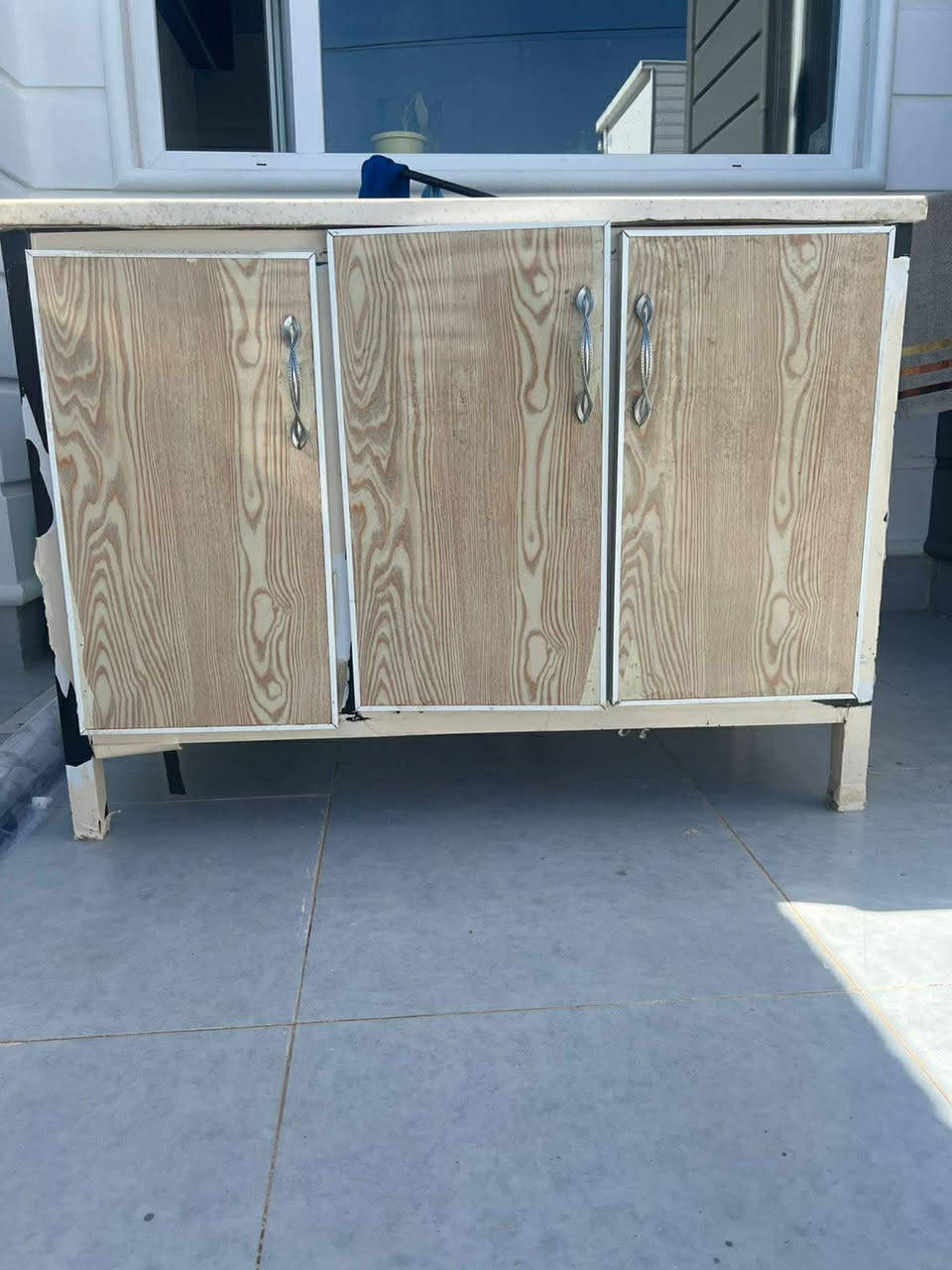 فۆڵۆمان بکەن
هەرچیت هەیە بەزوترین کات بەباشترین نرخ بۆتان ئەفرۆشین
 کاوەنتەر دەست کرد ومەخسەلەی بازاڕیە قیاسی 2مترە  
 بۆ پەیوەندی ڤایبەر واتساپ ***********
