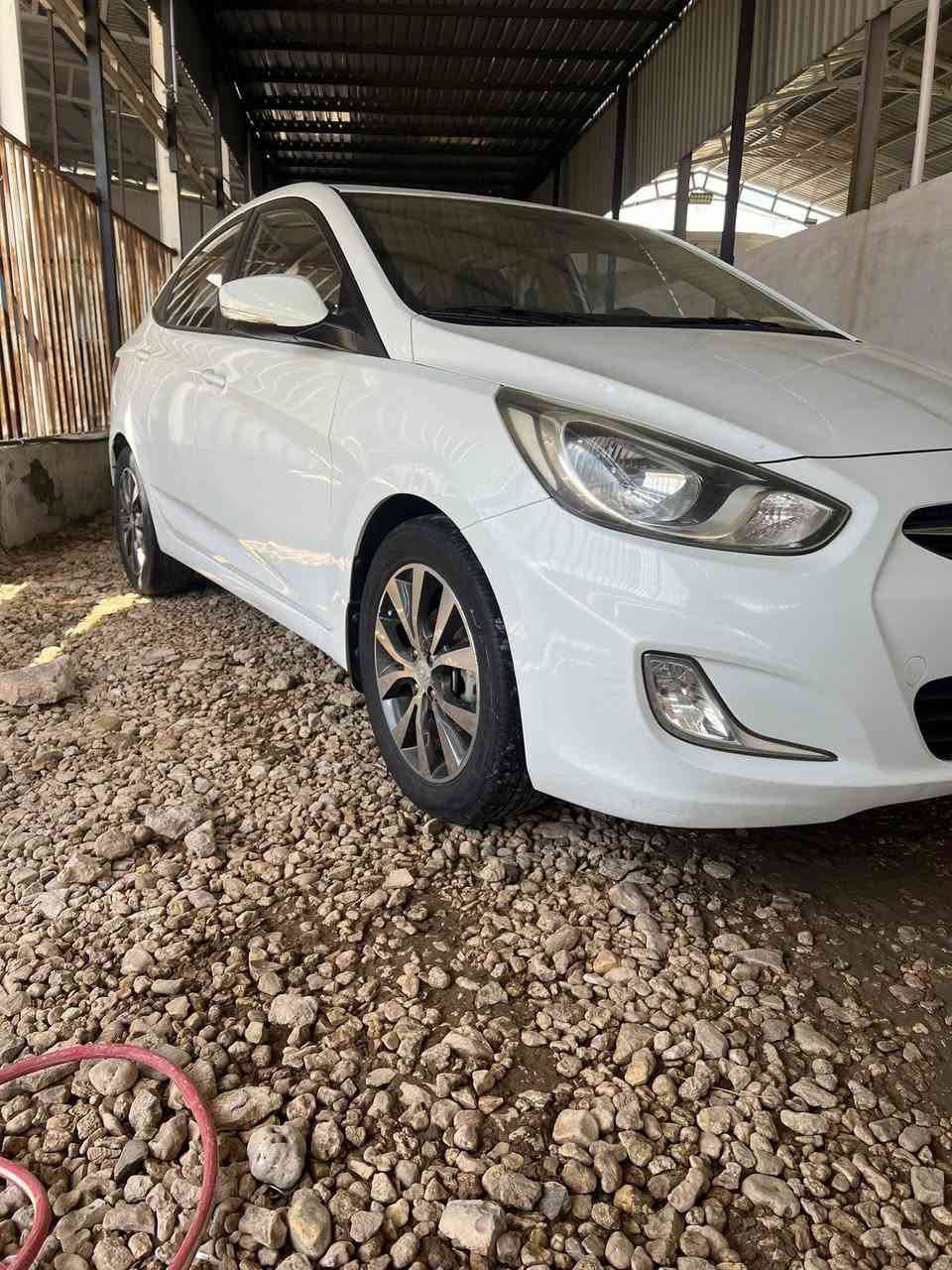 سلام عليكم
للبيع او مراوس 
أكسنت 2014 خليجي 
محرك 1.6 دوش 
السيارة خير من الله مكفوله  
ماعده صبغات بل جاملغ  الخلفي  بارد بل باب الخلفي شبر ماشية 190 الف المواصفات فتحة سقف تحكم ستيرن 
((رقم اربيل تحويل ثاني يوم سنويه جديده  )) السيارة جاهزة 
مكينه وكير مكفولات مكينه مامفتوحة شرط 
مكانه:- الحله  
السعر:- 115 بيه مجال
الرقم:- ***********
