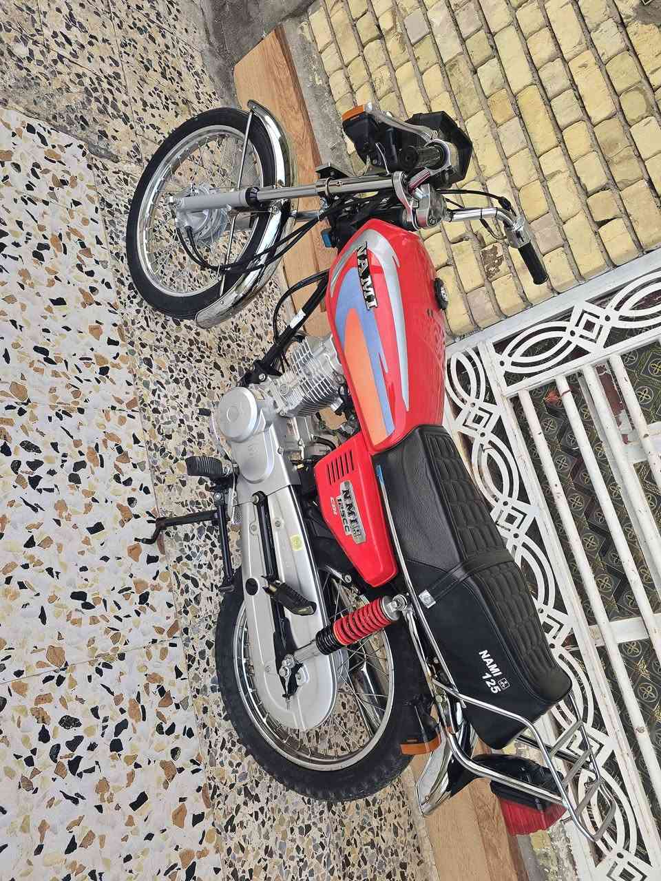 سلام عليكم دراجه للبيع موديل 23    ***********
