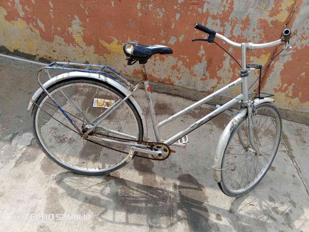 السلام عليكم بايسكل للبيع حجم 26 مال بآلة اصلي السعر 40 وبي مجال للأستفسار تعال خاص وتدلل


**إذا كنت صاحب هذا الإعلان وتريد حذفه لأي سبب، رجاءا أرسل رسالة إلى الدعم الفني**