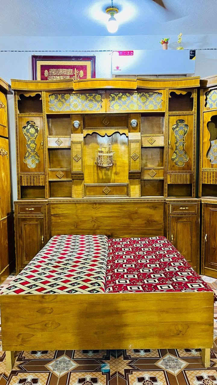 سلام عليكم للبيع غرفه نوم هودج خشب صاج داخل وخارج بشرط 5 ملم  استخدم قليل عنوان الرمانه البعبيد سعر مليون 150 وخارج بشرط 5 ملم  استخدم قليل عنوان الرمانه البعبيد مجال 
*********** /واتساب

