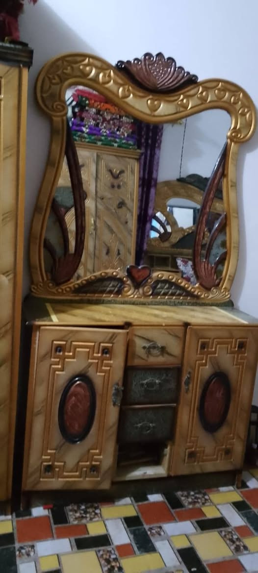 السلام عليكم غرفة أخشاب عراقية نظيفة السعر ٢٥٠ نهايتها شراي تفضل خاص


**إذا كنت صاحب هذا الإعلان وتريد حذفه لأي سبب، رجاءا أرسل رسالة إلى الدعم الفني**
