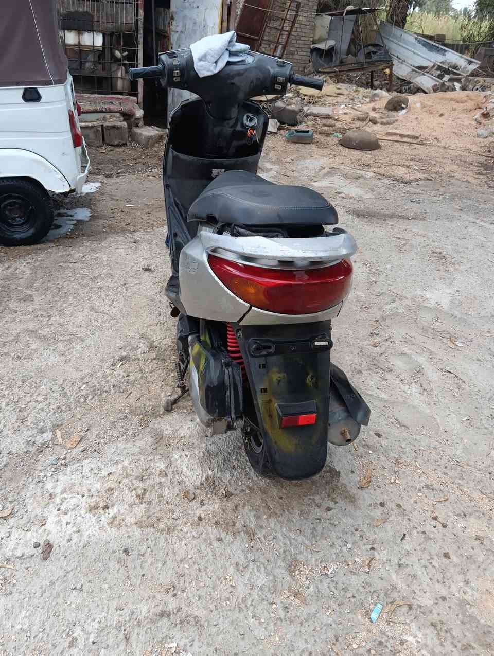 السلام عليكم بريز ماشيه ٩٠٠٠ نازله رمبه قبل شهر اريد مراوس بشاينك 
السعر ٦٥٠ مكاني البياع


**إذا كنت صاحب هذا الإعلان وتريد حذفه لأي سبب، رجاءا أرسل رسالة إلى الدعم الفني**