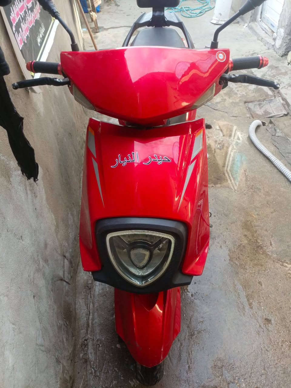 دراجه شحن للبيع جديده مستعمله شيء بسيط ما صارتها فتره قليله  السعر 800 العنوان بغداد حي تونس رقم الهاتف***********
