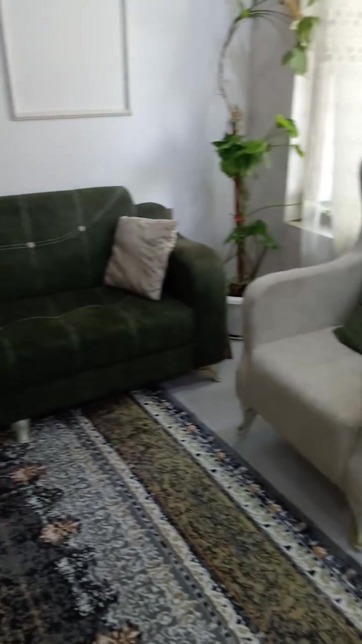 السلام عليكم تخم قنفات جديد ونظيف للبيع السعر ٥٠٠ الف وبيه مجال الاتصال على الرقم ***********
