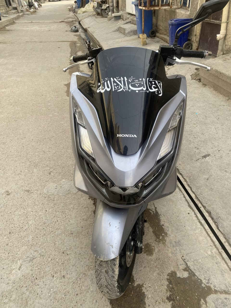 بي سي اكس للبيع ياباني اصلي مكفولة  جيل الرابع
سعرها 24 ورقة وبيها مجال بسيط مكاني بغداد البلديات 

رقم الهاتف ***********
