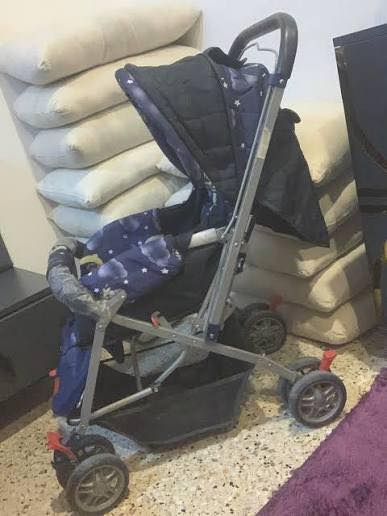 مساء الخير عندي هاي الجربايه للبيع من عمر يوم ال عمر خمس سنوات وعندي عربانه اطفال للبيع مكاني اليرموك


**إذا كنت صاحب هذا الإعلان وتريد حذفه لأي سبب، رجاءا أرسل رسالة إلى الدعم الفني**