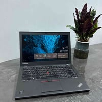 ثينك باد X250 • i7 الجيل الخامس • رام ٨ جيجا