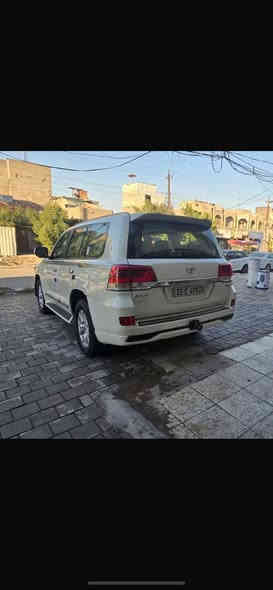 السلام وعليكم 
للبيع او للمراوس بسياره كوري
لاندكروز موديل ٢٠١٧ رقم أربيل الجديد باسمي
السياره بيه صفحه السايق صبغ
فقط
فتحه بصمه شاشه أربع كاميرات جلد كشن كهرباء سبعه راكب ٣ قطع تبريد  لد امامي لد خلفي ثلاجه
***********
مكانه بغداد الامين ٢ مجاور قاعه الزهاوي
