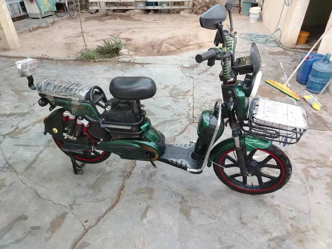 اسلام وعليكم دراجه شحن للبيع اي نقص مابيه دراجه جديده سعر 350 وبيه مجال ٤ سرعه مكان ديالى المقداديه جزيره رقم استفسار ***********
