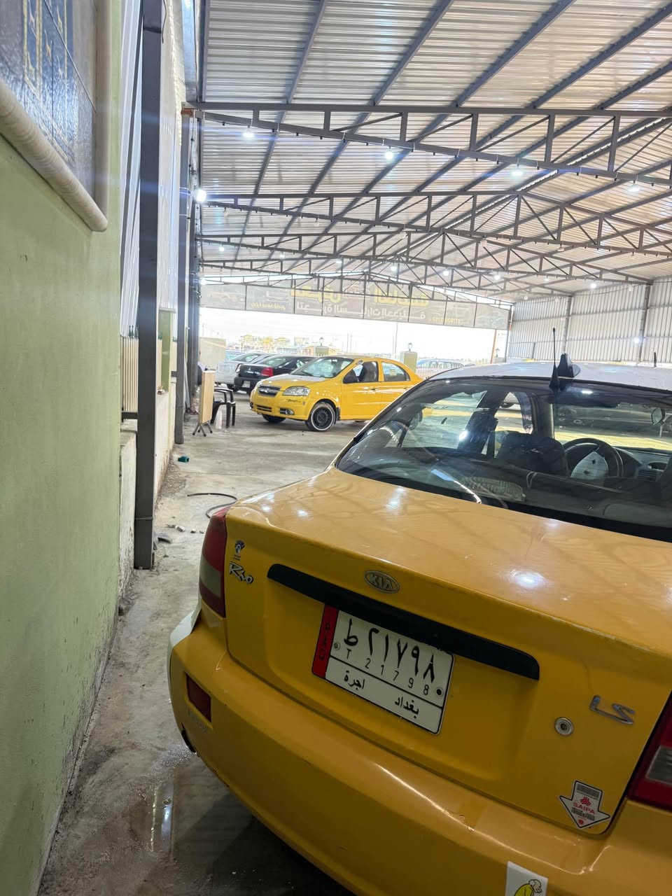 ريو 2010 تكسي الشركة العامة بدون صبغ 
كير عادي كير ومحرك وصدر جديد 
رقم بغداد هيئة وغرامات تاخذ صافي 
السعر 43 
العنوان الغالبية معارض سيف سعد او جديدة الشط قرب مرور الحسينية 
*********** بغداد, العراق
