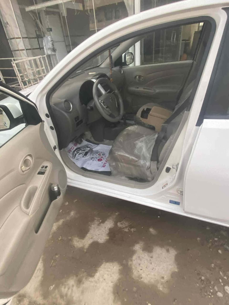 سني هندي بليته زركه موديل 2017 سيارة خير من الله بيها بارد بخشم جاملغ وطخه كلش بسيطه بجنطه هم معدله سعر 90 مكان سيارة بغداد رقم ***********
