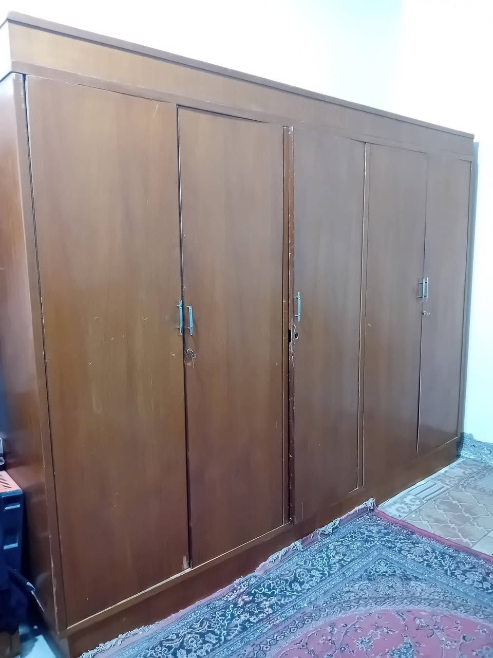 كنتور صاج 5 أبواب 
بحالة جيدة ...وبيع بسبب عدم توفر المكان 
السعر 175الف 
العنوان أبو الخصيب حمدان


**إذا كنت صاحب هذا الإعلان وتريد حذفه لأي سبب، رجاءا أرسل رسالة إلى الدعم الفني**