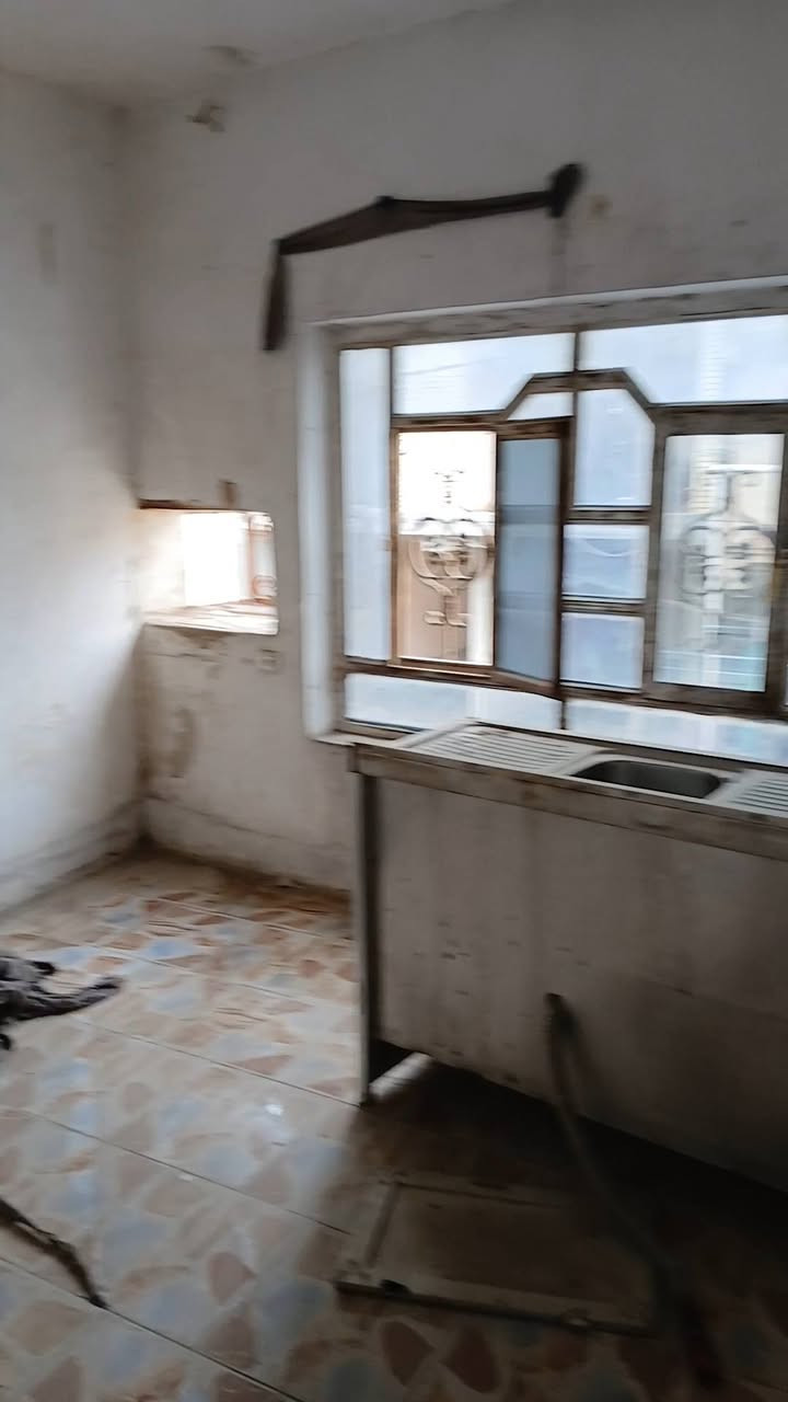 السلام عليكم شقه بيع مستعجل المكان شارع البوسبتي السعر 85 للاستفسار 
***********
