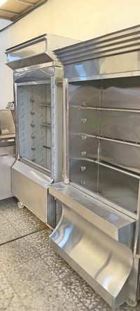 شوايه دجاج ٦شيش ستيل للاستفسار الاتصال على الرقم 07802208065