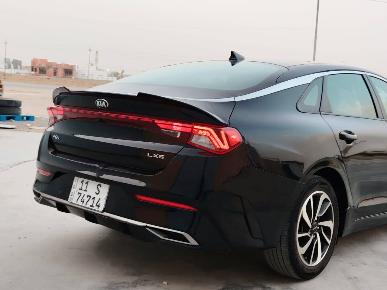 سلام عليكم للبيع او مراوس حسب القناعه ما متواجد عل ماسنجر. فقط اتصال وتساب
(اعتذر لبيع بل أقساط أو لوعده) سعر 135

K5 موديل 21معوقين باقيله سنه وكاله عامه عدنا بيه

سيارت أمريكي ضرر جاملغ امامي وبابين  لباقي مكفول

سياره فووول مواصفات عده لفتحه

خمس بصمات نقط عمياء رادارات قياده ذاتيه شاشه جبيره كامره دوار حساسات داخل لونين  فووول سياره

رقم بغداد انكليزي سنويه لل28هزه جديده  مكان سياره لأنبار رمادي شراي اتصل ***********
