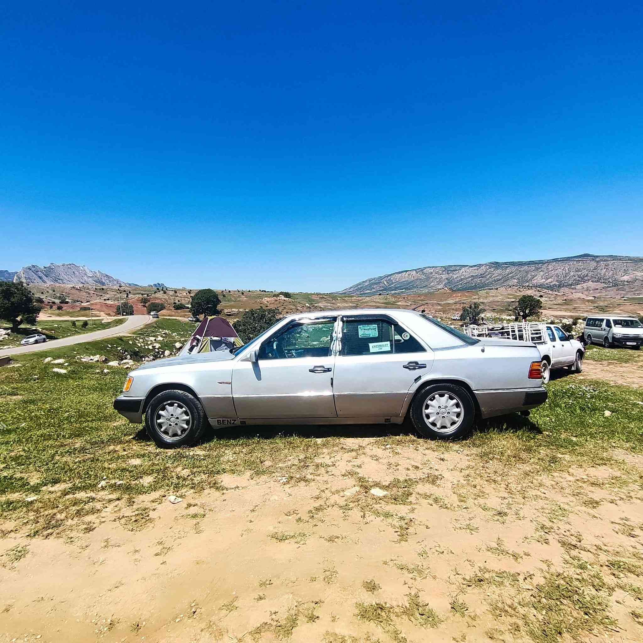 مۆدیل 91 
سە نە وی حاسیبە و 
ناوشین  کووشن جلد 
دووجام کارەبا 
شاشە ئایباد وزینۆن بیشی 
کیج و کیلۆ متر و ڕۆن بە نزین 
جوار سە ماعە یی ئالتیما 
گێر خە لیتە 
مە کینە بە تەیی 3000هه زار 
عام بۆیاخ  
کامل بە ردە جامە کانی 
جوار تایی نوێ سە دری بیشوو دوا تنۆ تۆڵ بەشەرت *********** كالار, السليمانية
