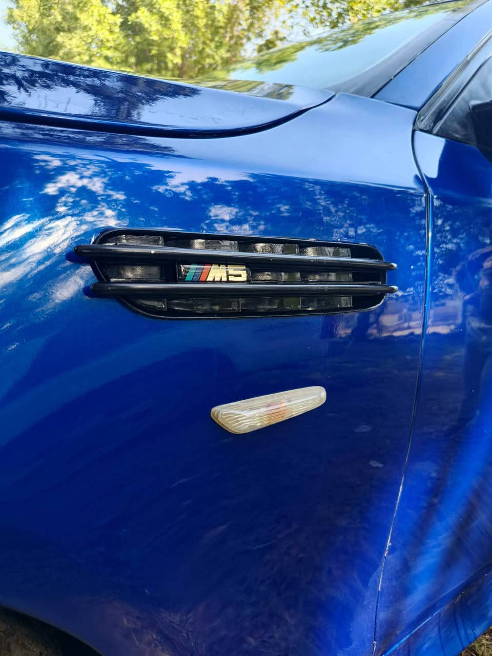 اللهم صل على محمد وال محمد 🩵
BMW E60 N52 2008/530

رقم بغداد بسمي رقم انكليزي هزه جديده 
محرك 30 نوزل قصير تنفس طبيعي كير كوبرة 
 دعامية اماميه خلفيه ودوس m5
  سبايدر جامه خلفيه سبايدر جنطة m5 
شباك وفتحات جاملغ m5 
 تبريد شغال قطعتين ❄️
سلايت روف شغال طكتين بي صوت بسيط تحكم ستيرن شغال ويل هامان حجم 18
كشنات كهرباء لون بيجي ⚡️ ابطاين البوب  ام بردات 
لايت جديد اسوارات لون احمر
سياره مصبوغه تغير لون وصوره موجوده قبل الصبغ لون مميز بك لايت ابو لد  اشاره حمره  
حدادية الامامية جديده عده قاعده دبل أناره ترحيب شغالة  جام اوتو راديترجديدة فيت بم جديد سلف  جديد وكاله  شيال كاردن مشتري وما شاده وتحتاج تنضيف بخاخات و
كهربائيات كله بلادية باتري جديد 100امبير سياره بصمه 
استيرن كهربائي  
السعر  109 مكاني النجف الاشرف 
***********
