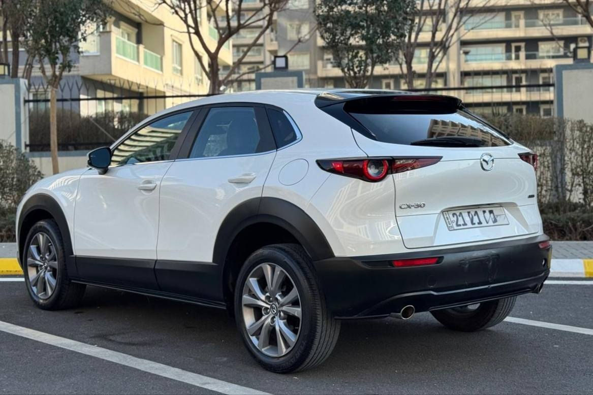 مازدا CX-30 2021  مواسەفات select sport
ڕاداری ٣٦٠  ئۆتۆ هۆڵد car play
تحدید سرعە کوشنی جلد بەسمە
فڵچەکانی ئۆتۆن 
لایتەکانی شەریکە زینۆن و ئۆتۆ
مەکینە ٢.٥ بێ تۆربۆی مەرغوب
تەنها ١ پارچەی بۆیاخە بێ ناو گرتن 
ئێرباگی نەتەقیوە و کەپسە 

سعر : لە کۆمێنت داوای بکە ڕاستەوخۆ بۆت دێت 🤖 

سەنەوی تا ٢٠٢٩ 
هەموو گیانی بە شەرتە 
ڕۆن و فلتەری گۆڕاوە کامل سێرفس کراوە 
126 هەزار  ڕۆشتوەە

ژمارەی خاوەنەکەی 
*********** 
***********
