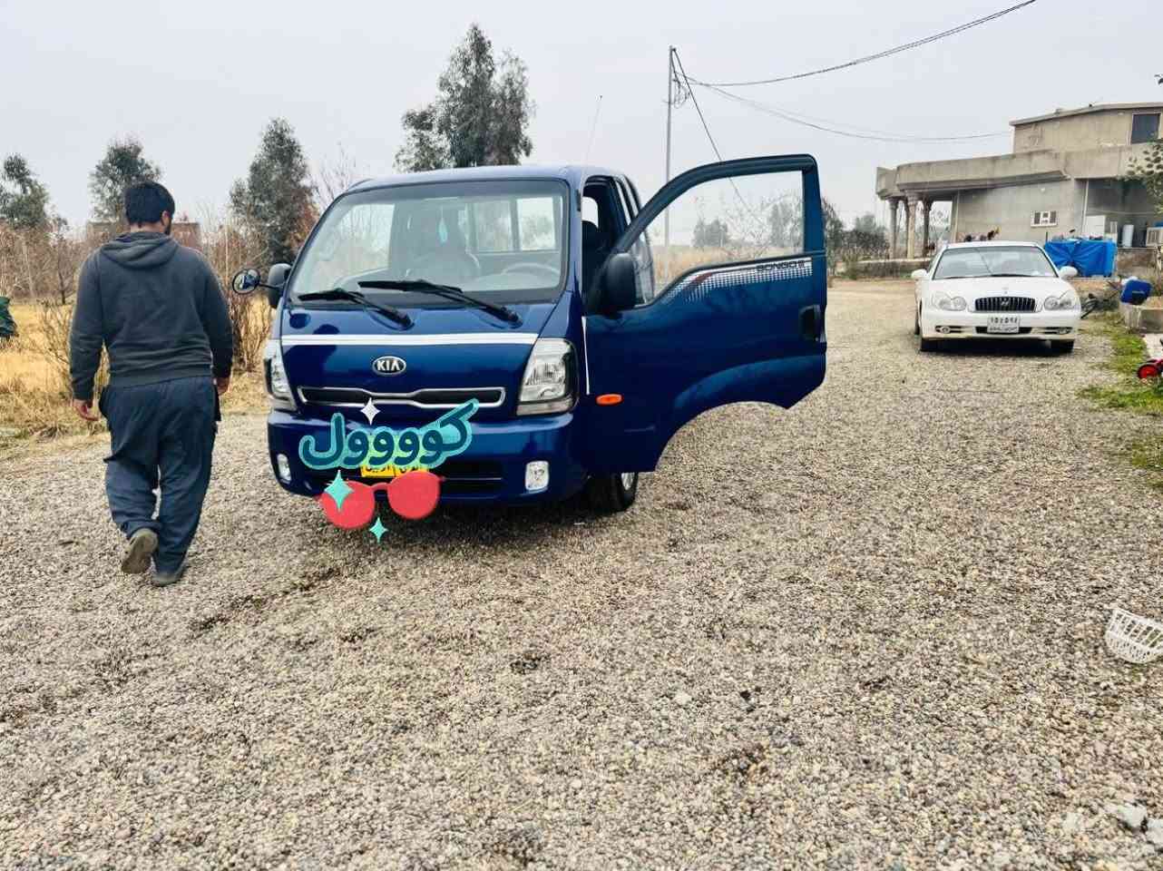 السلام عليكم سيارة كيا بنكو حمل((( #ادوات شغل بغداد )))للبيع الموديل 2007  محدث 2018سيارة كاملة مكينة كرنفال كيراوتماتيك  مري شفط تدفئا بل كشنات   السياره مفوله  محرك 3000 قبق اسود وتخم تاير مكان السيارة  تكريت سعر  55 وبيه مجال قليل للشراي 
للاستفسار ***********
