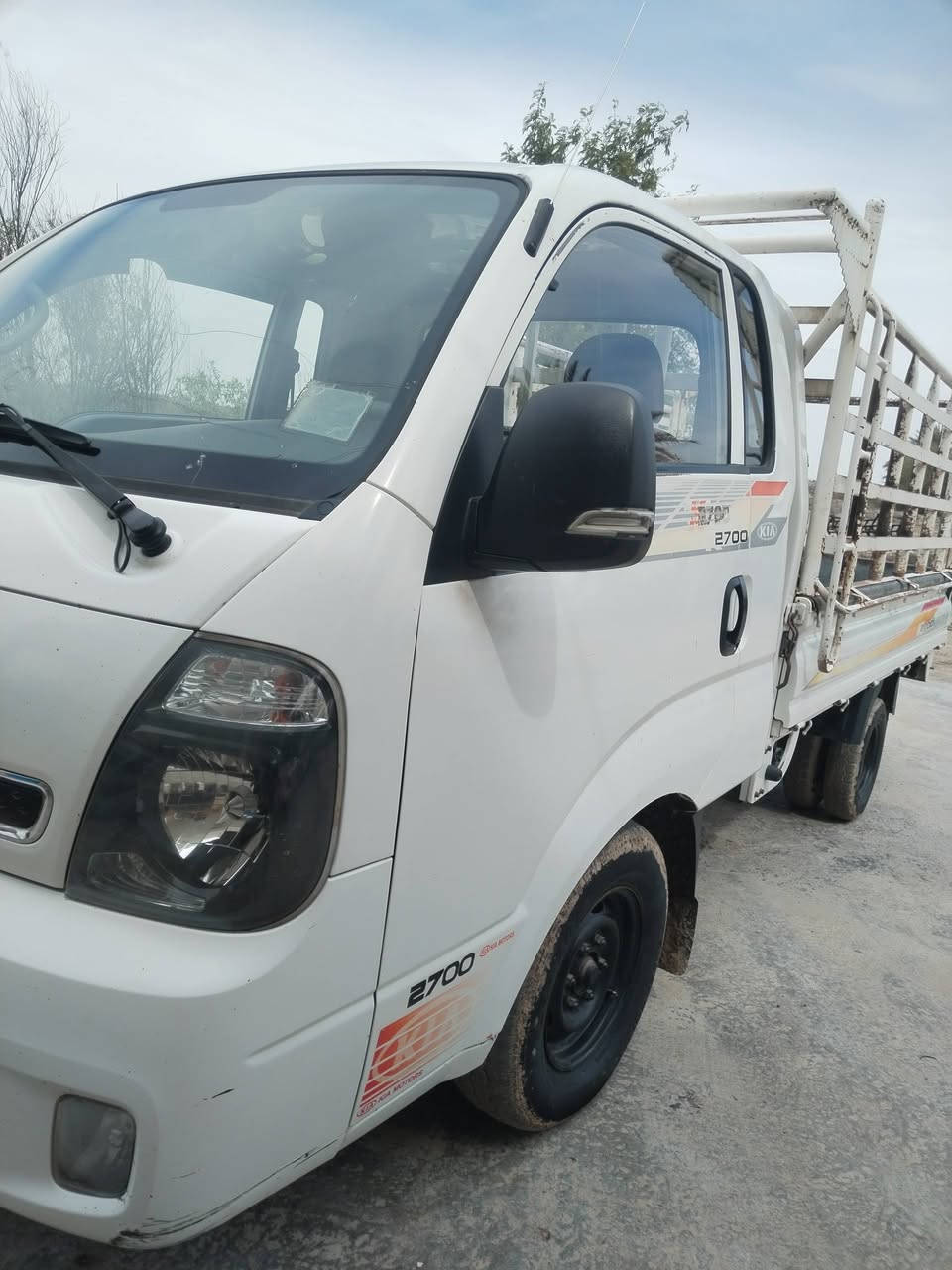 السلام عليكم البيع موديل 2019 رقم واسط مكفوله كفاله عامه تحويل مباشر محرك لا تنقيص وله تبخير كير شاصي اكسن مكفوله تبريد تدفه شقال هيه ول محجر ويه كامله نضافه فول تاخذ سونار مباشر السعر ب 123 وبيه مجال الرقم ***********
