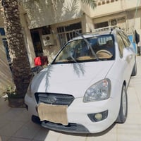 كيه كارينز موديل 2009  سياره جاهزه وارد خليجي سعر 120. 07805563963