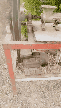 مثرامه الحم شغاله بغداد ***********وتساب وتصل
