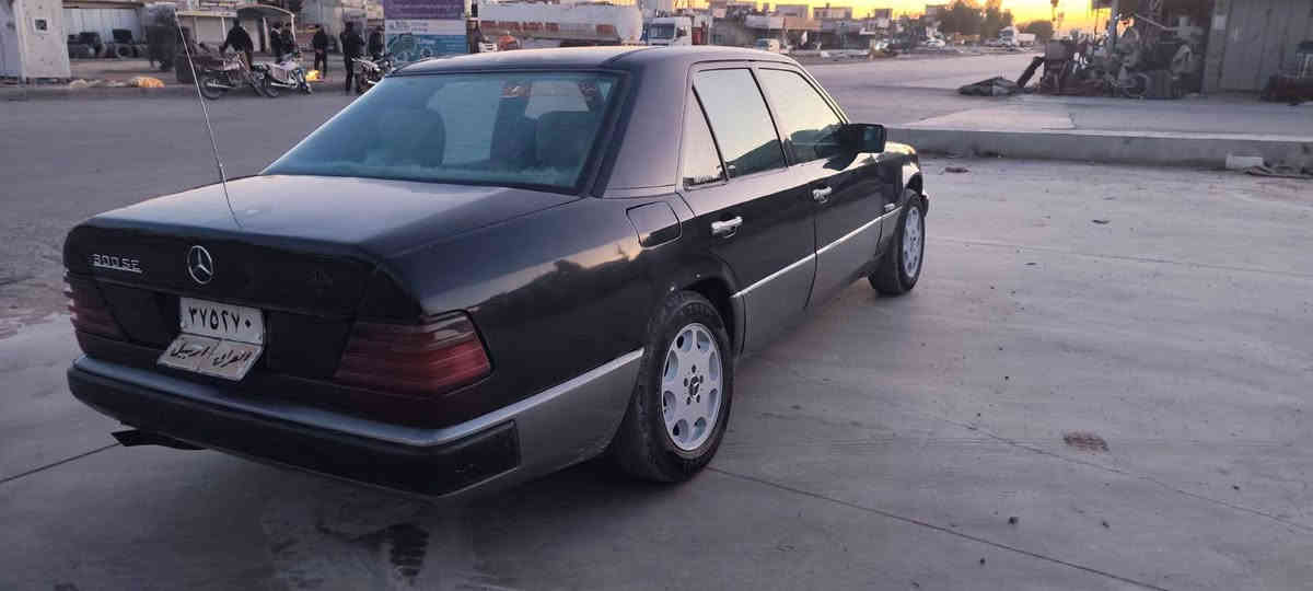 سلام عليكم للبيع مرسيدس دب محرك بطه 3000 موديل 86 قواعد دبل بلاد تخم تاير جديد صدر جديد رقم اربيل بدون خياسات بدون ضربة كهربائيات كله يشتغل
سعر 43
عنوان كلار لتواصل ***********
