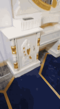 متوفرة البييع نجارة عراقية تفاصيل سعر خاص 07806567960