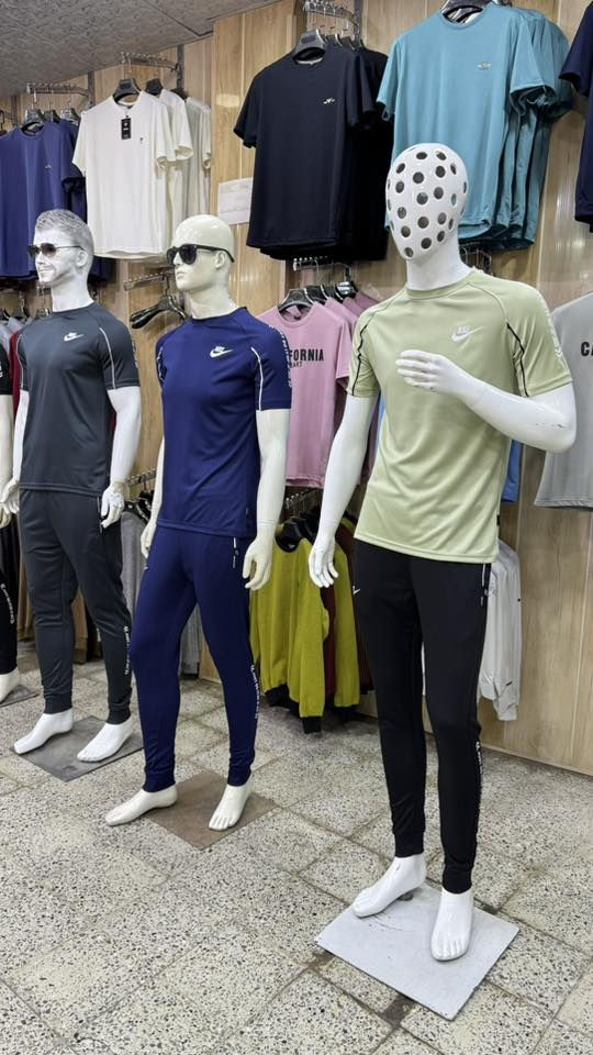 #تراكسود رياضي ماركة #نايك 
#السعر  14,000 فقط 🔥🔥
#القياسات  L- XL- 2XL- 3XL
#العنوان 📍 #طوزخورماتو 🗽 داخل السوق الكبير 🚦بناية مصرف التقاعد القديم 🏦 قرب الفرع الثاني لبيت العطور
  ***********   #واتساب
