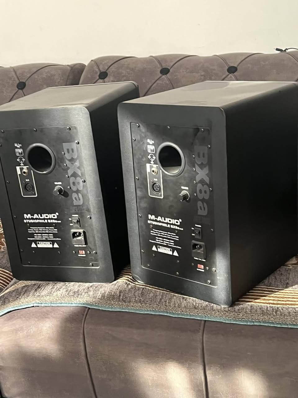 زوج نضيفات مال ستوديو ام اوديو 8 انج للبيع سعر 350 الف


**إذا كنت صاحب هذا الإعلان وتريد حذفه لأي سبب، رجاءا أرسل رسالة إلى الدعم الفني**