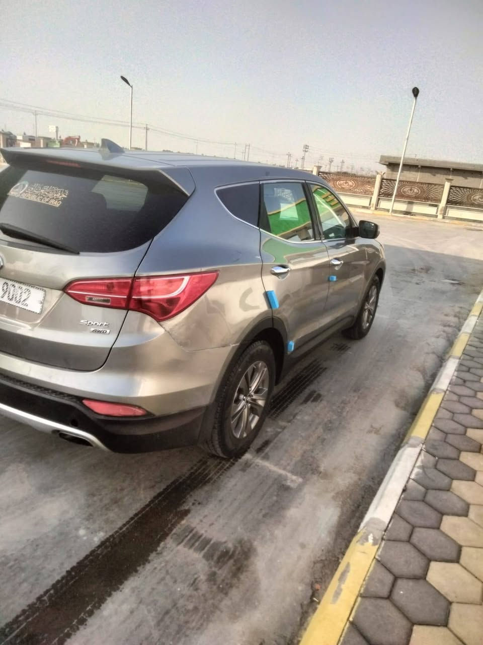 سنتافيه مديل 2014
موصفات عاديه 
سياره حادثها بنيد وا حافت الجاملغ اليمن المامي صبغ وا حافت جاملغ الخلفي صبغ فقط ولباقي كفاله مكينه كير جهازه من كلشي الستفسار *********** ولسعر 130او بيها مجال
