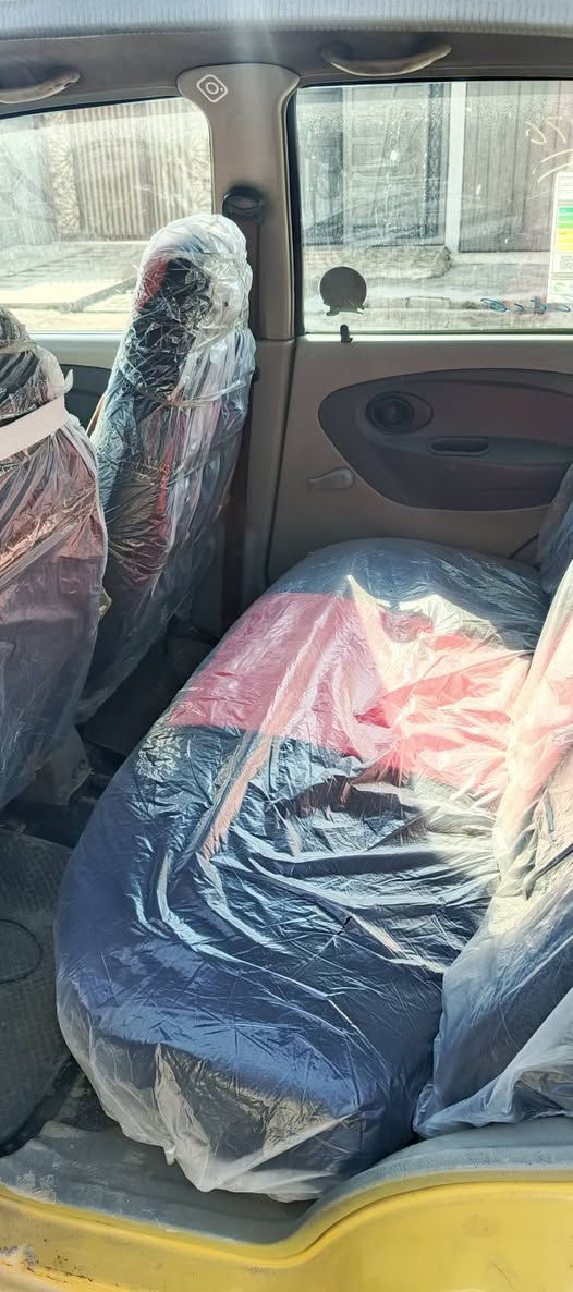 كوكو 2012
كير ومحرك شرط 
رقم بغداد مسطره الجديد 
مصبوغه دواير ودوسات 
صاحبها الشرعي بحي الشيماء موصل 
مشروع وطني صاحبه يريد يحول بس
طخم جديد سياره جاهزه كبل للشارع 
هيئه وغرامات صفر 
السعر 29 رقم المبايل ***********
