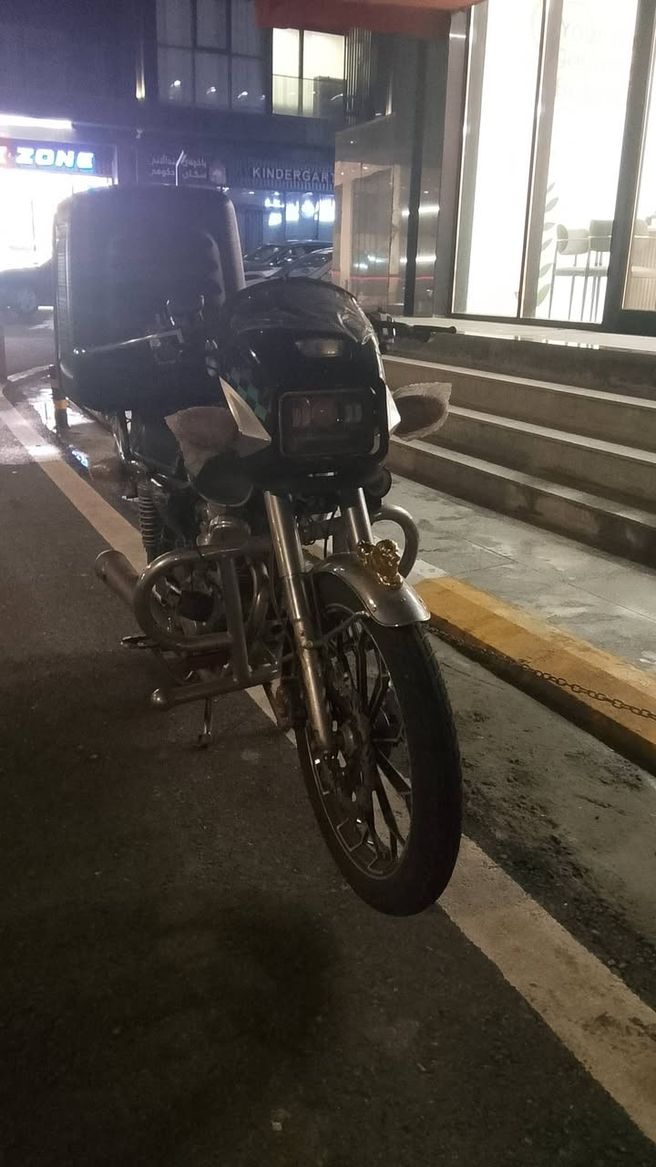 بارت عيتاني سوري 200cc مديل2025 صارله 3اشهر طالع من الوكاله ماطور نشط جدآ مكينه gold بستم(بسطون)رياضي من الشركه منفيست موجود مكاني اربيل *********** واتساب لل استفسار
