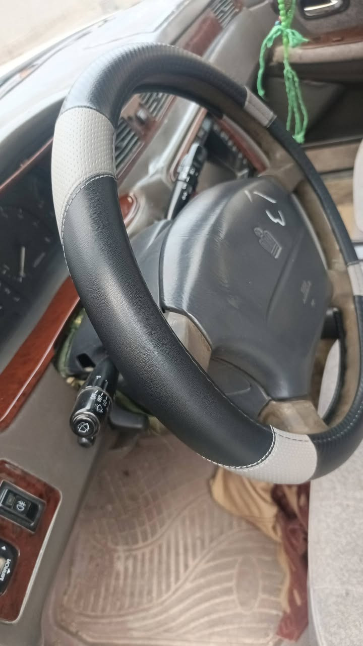 سياره راس االثور متوم  للبيع نضيفه وحداده جديده
ليك بالتبريد شويه تنقص بالميه وعشرين فوك قليل محرك فيفيتي ثنين ونص 
ت ***********
