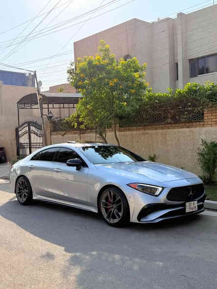 السلام عليكم 
للبيع Mercedes Cls450 2022 
3000cc دبل توربو🚀🚀
سلايد 
5كامرات
داتا شو
اوتو بارك 
برده خلفيه كهرباء
دبل ماوس
سستم سماعات برومستر
جنطه كهرباء
شاحن وايرلس
لايتات مالتي بيم
كشنات كهرباء (4وضعيات تحكم) 
كشنات تدفئة وتبريد
رادار امامي 
رادار خلفي
نقطه عمياء
تحديد مسار
قياده اليه 
5انظميه قياده
حساس امامي وخلفي 
داخل الوان 64 لون
لايتات زينون داينمك 
استيرن D 
ماشيه 57 الف 
ويل 20 اصلي 
وبعد بيها هواي مواصفات معروفه 
السياره وارد امريكي حادثها (هلال الجاملغ الخلفي والباب ومباوكين الباب الاماميه وياهن ع مود اللون فقط) ايرباك فقط برده بدون دواخل 
مكانها المنصور
#السعر 42.800$
للاستفسار:*********** بغداد
