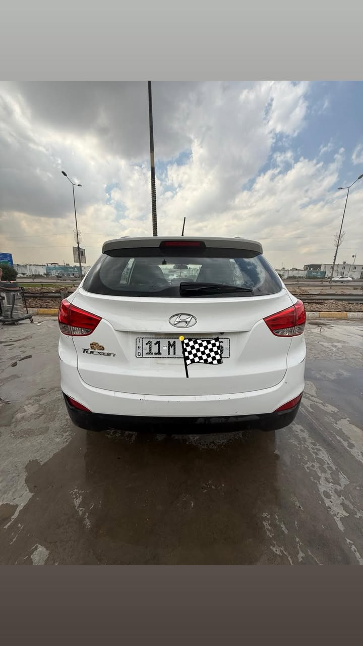 السلام عليكم توسان 2015 خليجي باسمي رقم بغداد جديد الإنكليزي
مكفوله من ضربة وصبغ بيها طختين موضحات بالصور
كير محرك تبريد بحالة جيدة
نواقص السياره صدر امامي وخلفي نص عمر وجامة إماميه
مكان السياره بغداد الدورة
السعر 145 بيها مجال
***********
