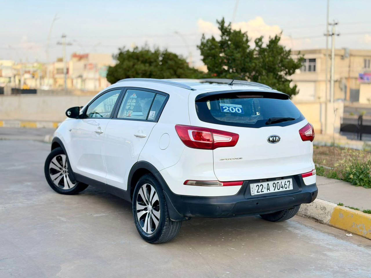 السلام عليكم 

كيا سبورتاج موديل 2012 
بانورما خليجى فول فول 

كير محرك شرط لاصرف لا بخار  
سنويه جديد رقم دولي 

جاملغ صبغ وبى مكانين بارد
ولباقي كله مكفول كفاله

صدر امامي خلفي كله جديد
اربع تايرات جديد مالي نقص 

سعر 123 ورقه بي مجال قليل 
مكاني كركوك داخل مدينه 
*********** كركوك, العراق

