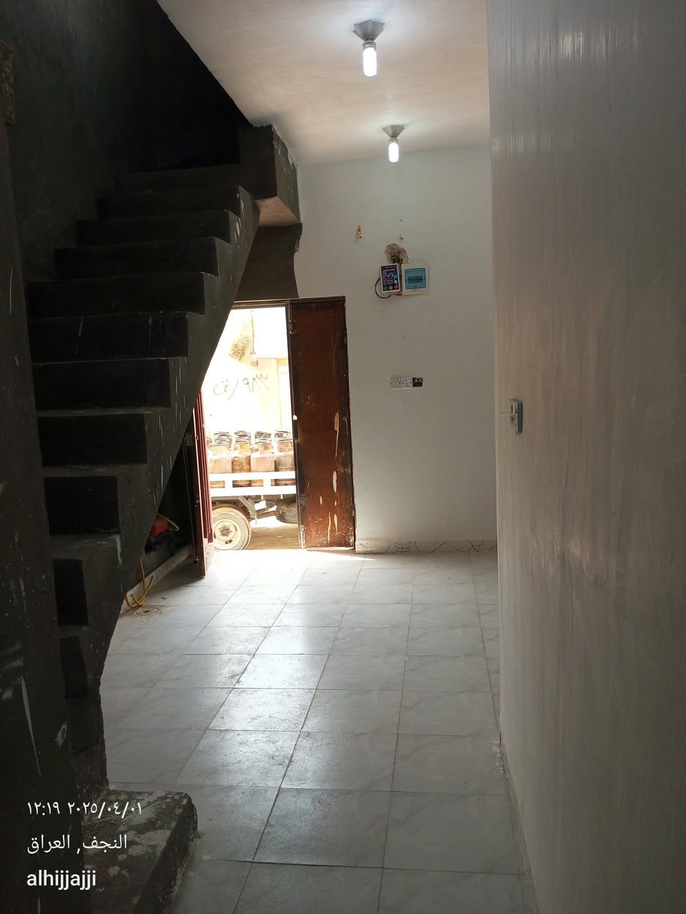 بيت زراعي للبيع 
50 متر طابق واحد بناء درجة اولى مال جناي منطقته مخدومة وناسها طيبين البيت جاهز للسكن وكامل من كلشي سخان خزان خط مولدة ماطور ماي سطح اشتايكر بناء البيت كله طابوق و اساس سقف كونكريت مسلح و جاهز من كلشي بياض سيراميك خلاطات مصابيح انارة و بسعر مناسب للمعلومات الاتصال على ***********
