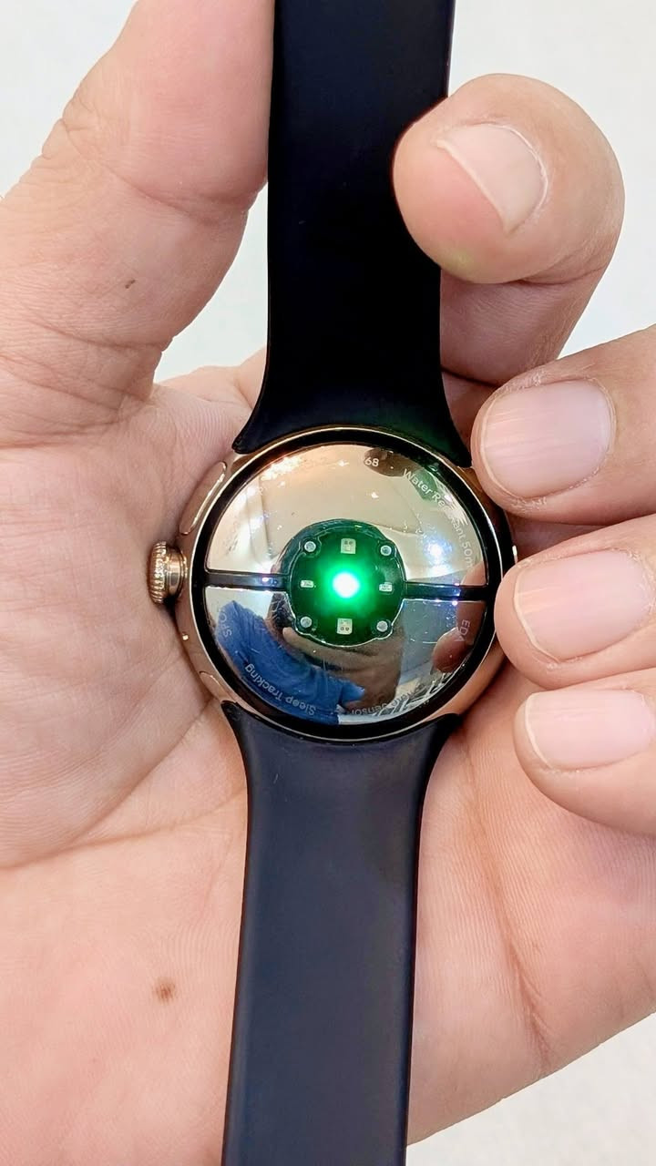 للبيع ساعة كوكل بكسل 2
اقرو تفاصيل بلا زحمه عليكم عندي هذا الساعة ابيع واختار واحد من السير الأزرق تريد او سير الاسود اختار واحد من السيور الازرق كامل والأسود فقط الارج ويا بدون القصير ياهو يعجبك اخذها ويا الساعة نظافة اخو جديد فقط بدون كرتون بوقتها ذبيت كرتون 
هذا رقمي ***********
