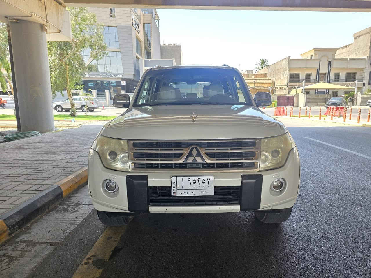 باجيرو ٢٠١٠ حبتور مكفوله
السياره فول العلامه الذهبيه مكفوله من الصبغ والحادث
موديل ٢٠١٠ 
معروفه مواصفات العلامه الذهبيه تجي فتحه جلد كراسي كهرباء ٧ راكب ٣ قطع تبريد فول للأخير
مكان السياره اليرموك
***********
السعر ١٢٨
